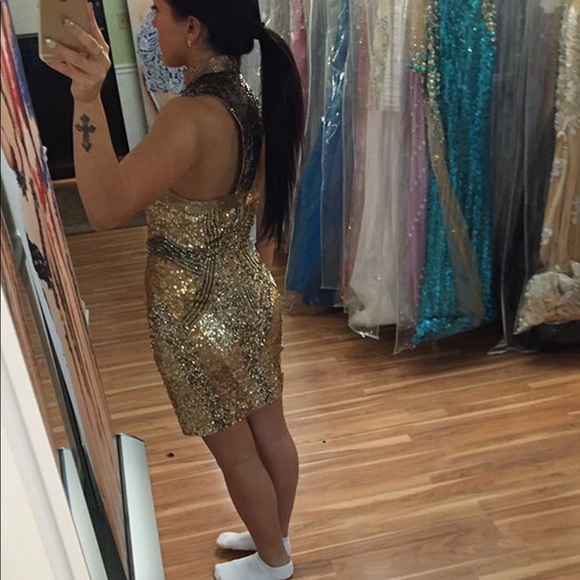 Dress - Picture 3 of 5